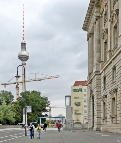 2015-07-28 BERLIN-Tage 316 Mitte Baustelle am Schlossplatz+neuer Marstall+Fernsehturm